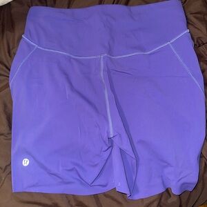 Lululemon - Base pace high rise short 6”